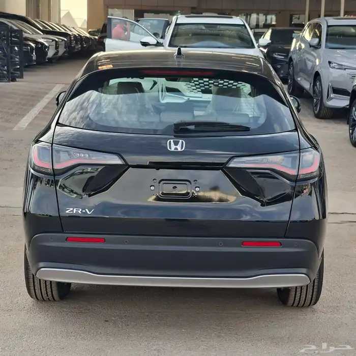هوندا ZR-V استاندر 2025 السعر 98 شامل الضريبه 6
