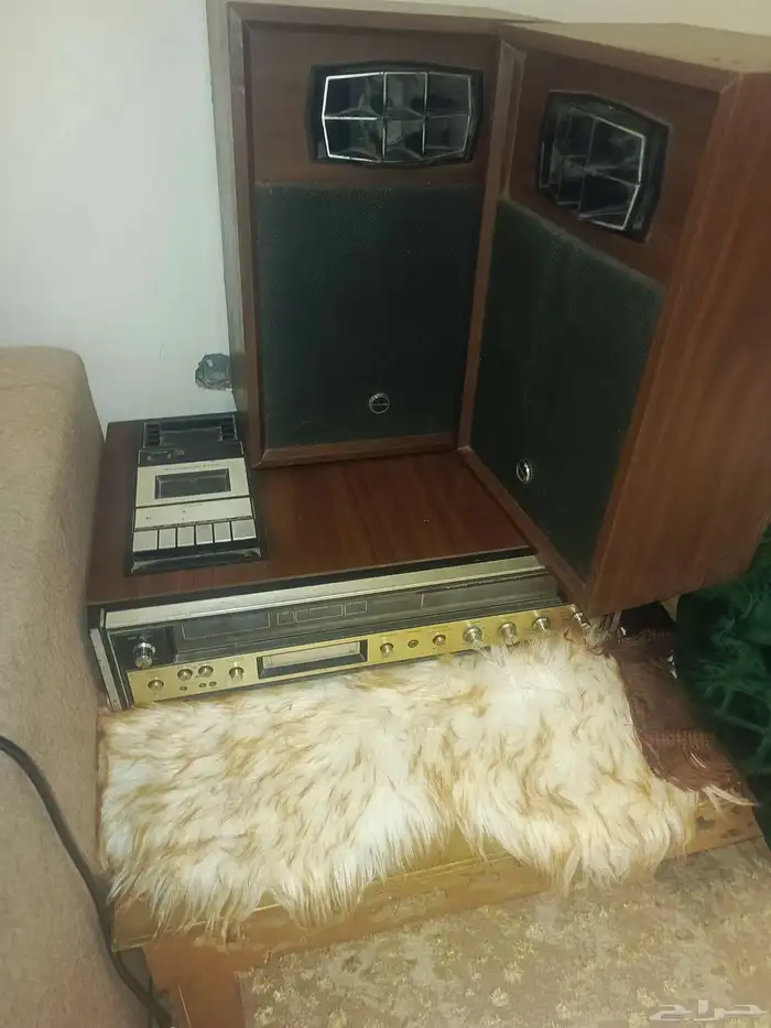 مسجل قديم وراديو 0