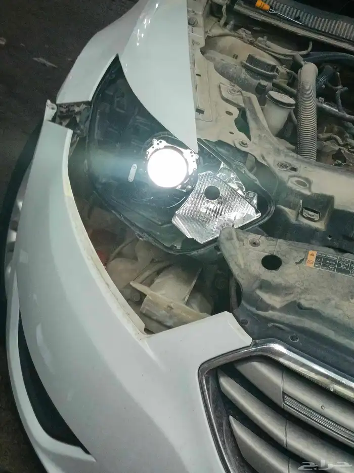 عدسات زنون لمبات محولات شمعات اسطبات تفصيل قص شمعات اسطبات 21