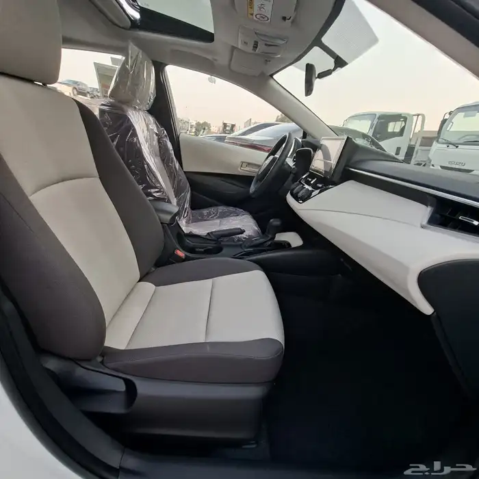 كورولا 2025 فتحه بصمه مكينه 2.0 السعر 84500 الف شامل الضريبة 16