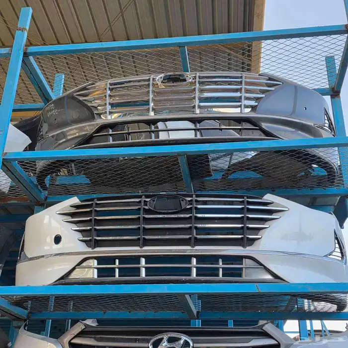 يوجد لدينا صدام النترا 23 فل كامل نفس لون 3