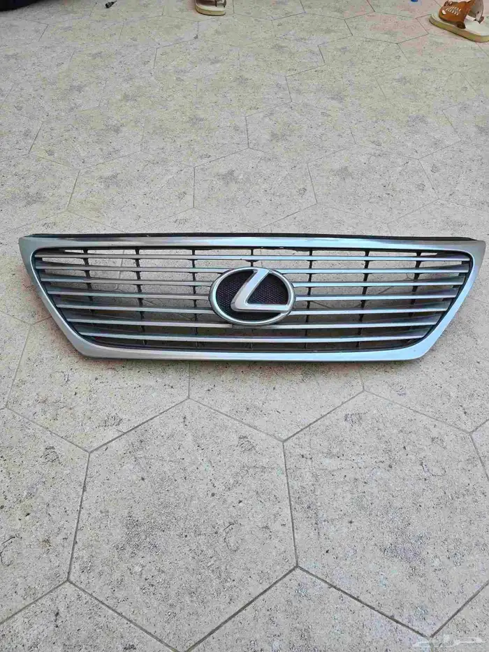 شبك لكزس 460 بدون رادار من 2007 الى 2009 0