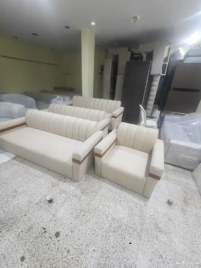 كنب جاهز اسعر 1500 اطقم 11شخص 0