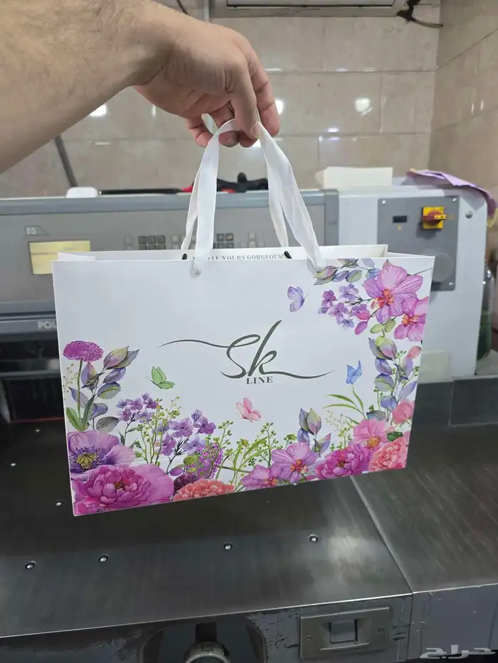 طباعة أكياس ورد علب كيس عباية كوب أكواب كارد حزام كوب ورق 0