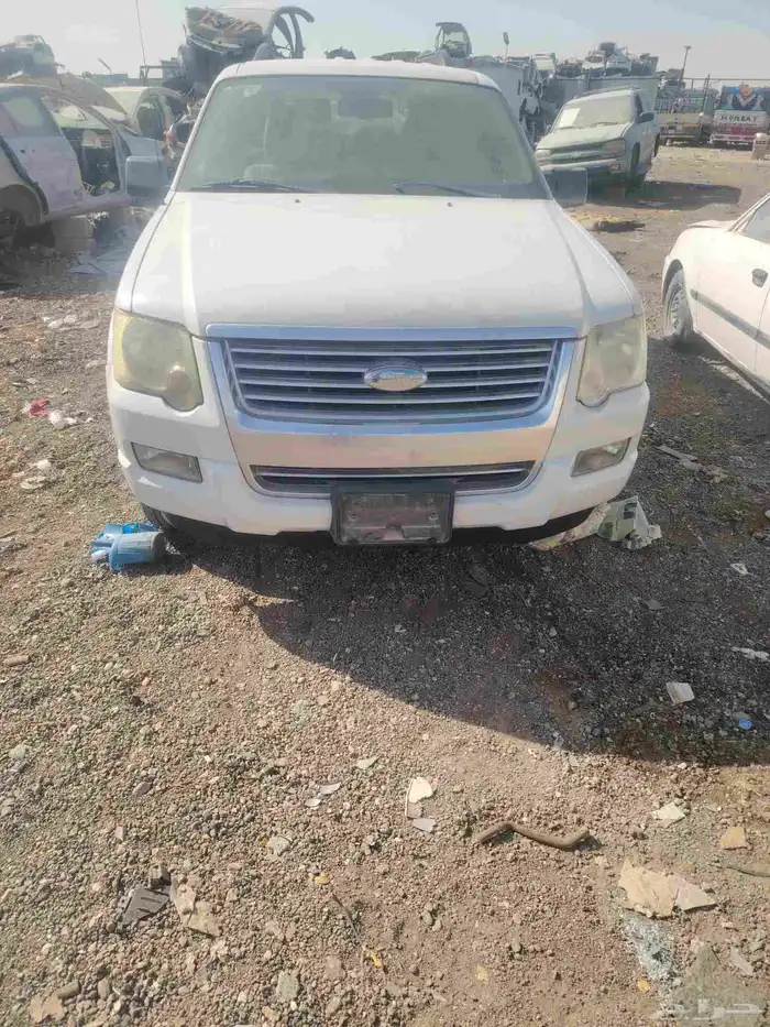 متوفر جميع قطع غيار سيارة فورد اكسبلور موديل 2010 2