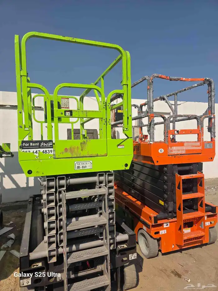 سيزرلفت للايجار مانلفت للايجار رافعه مقصيه للايجار سقالات 4