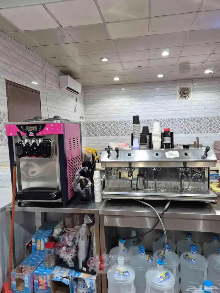 كافي للتقبيل او البيع 1