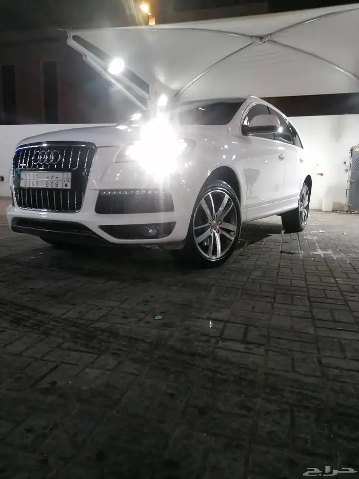 للبيع أودي Q7 موديل 2011 S-Line 0