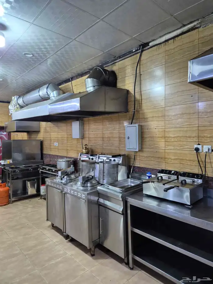 مطعم للتقبيل او للبيع 5