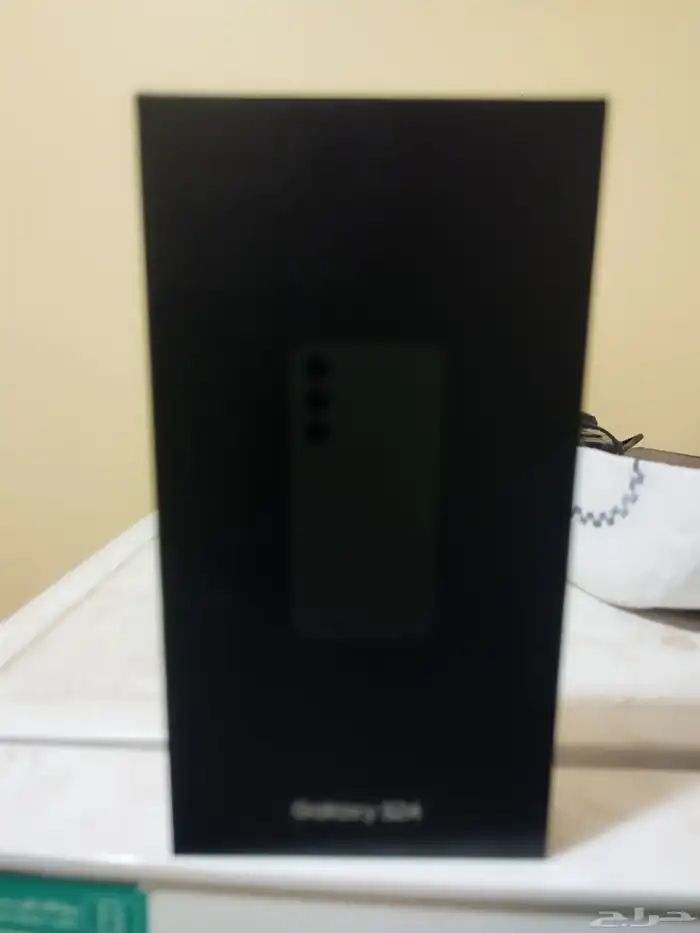 السلام عليكم للبيع جلاكسي S24 ضمان جرير شراء جديد 0