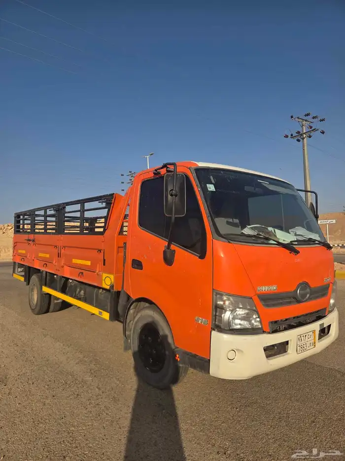 للبيع دنه هينو 2014 عداد 9000 كيلو 1