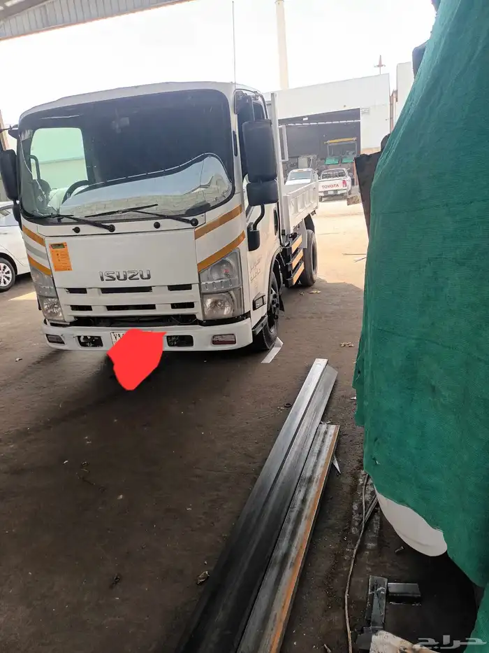 ايسوزو موديل2011 مف وص ومجدد نقل خاص ممشي 297 الف م ينه  ير 4