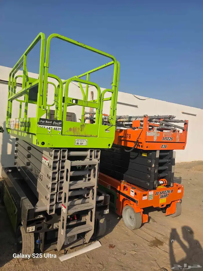 سيزرلفت للايجار مانلفت للايجار رافعه مقصيه للايجار سقالات 9