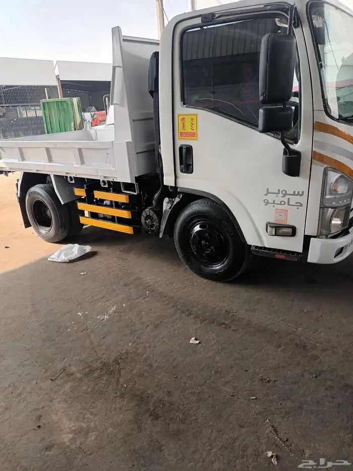 ايسوزو موديل2011 مف وص ومجدد نقل خاص ممشي 297 الف م ينه  ير 5