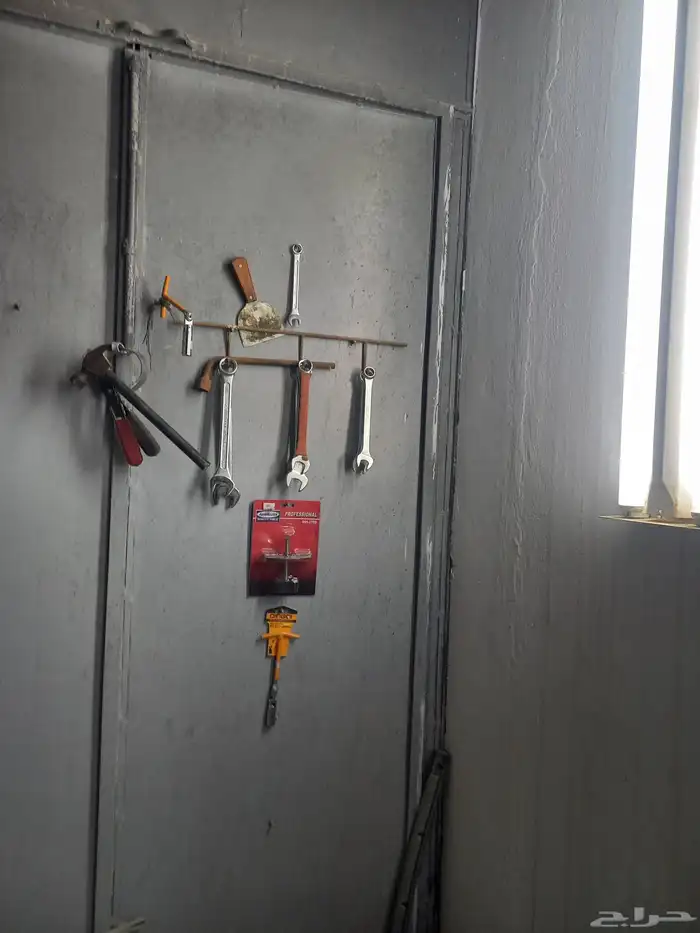 ورشت نبيل صيانه السيارات 0