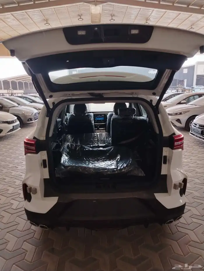 جيتور X70 لاكجري 2025 7