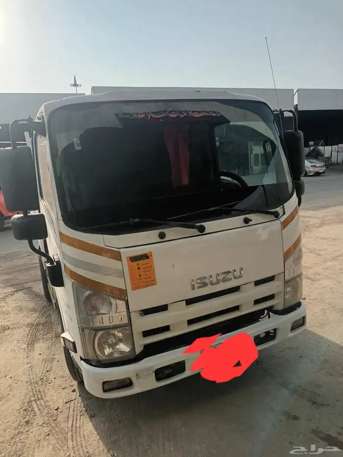 ايسوزو موديل2011 مف وص ومجدد نقل خاص ممشي 297 الف م ينه  ير 0