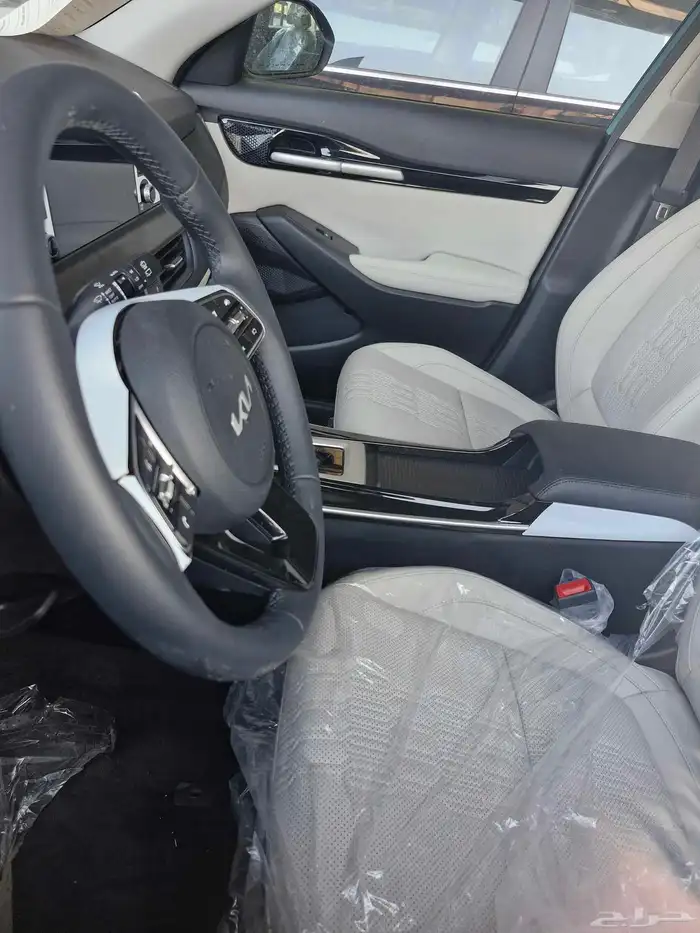 كيا سيلتوس فل كامل GLS بانوراما موديل 2026 بسعر 87900 9