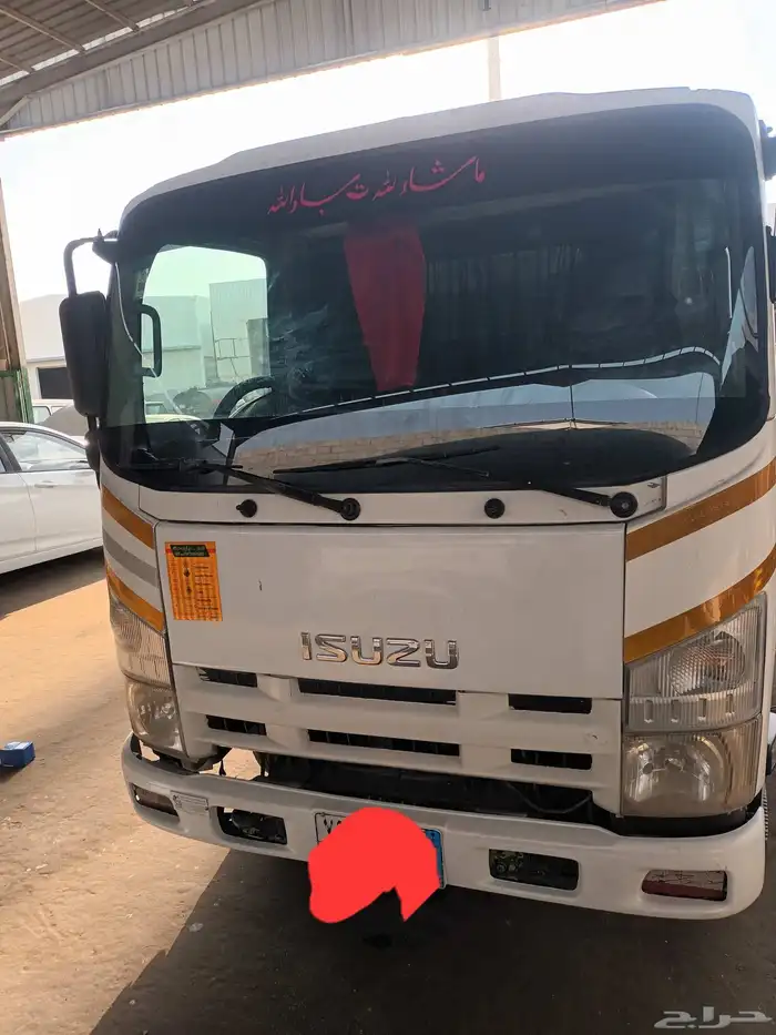 ايسوزو موديل2011 مف وص ومجدد نقل خاص ممشي 297 الف م ينه  ير 2