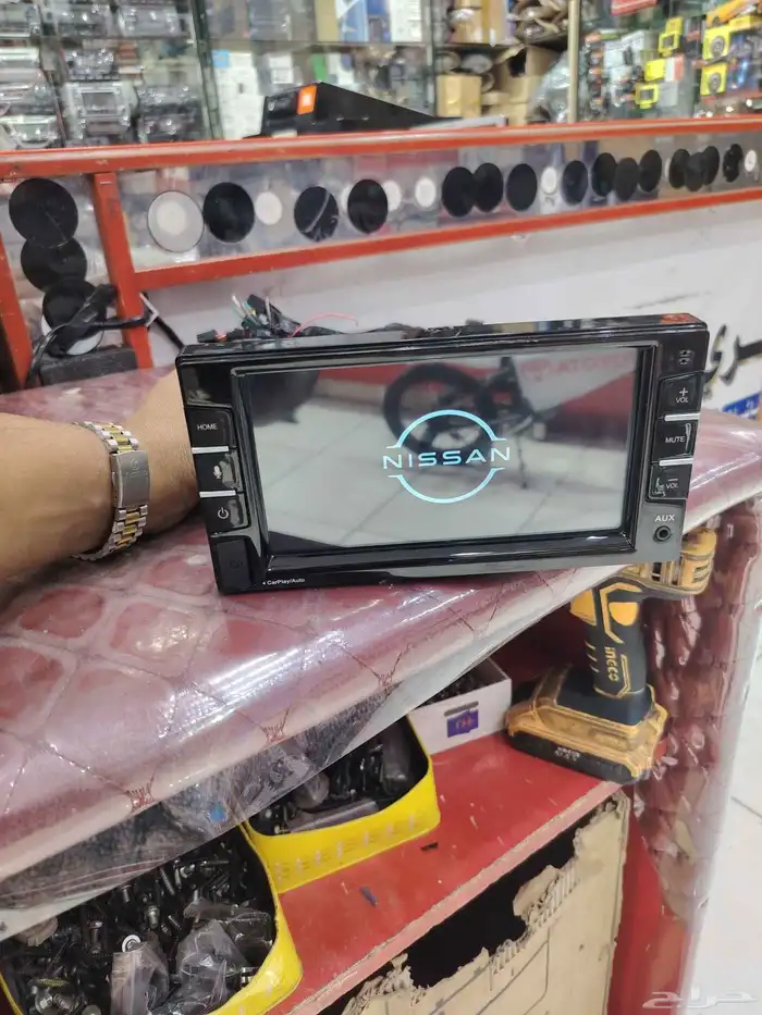 شاشة نيسان كار بلي ورليس بدون سلك. صناعه تيلاندي 0
