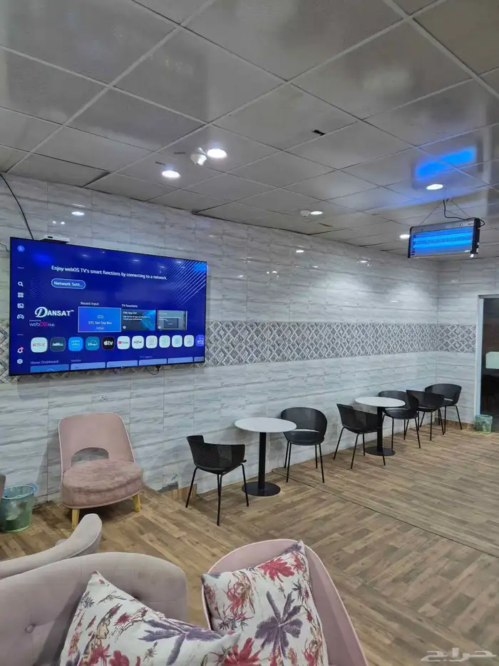 كافي للتقبيل او البيع 3