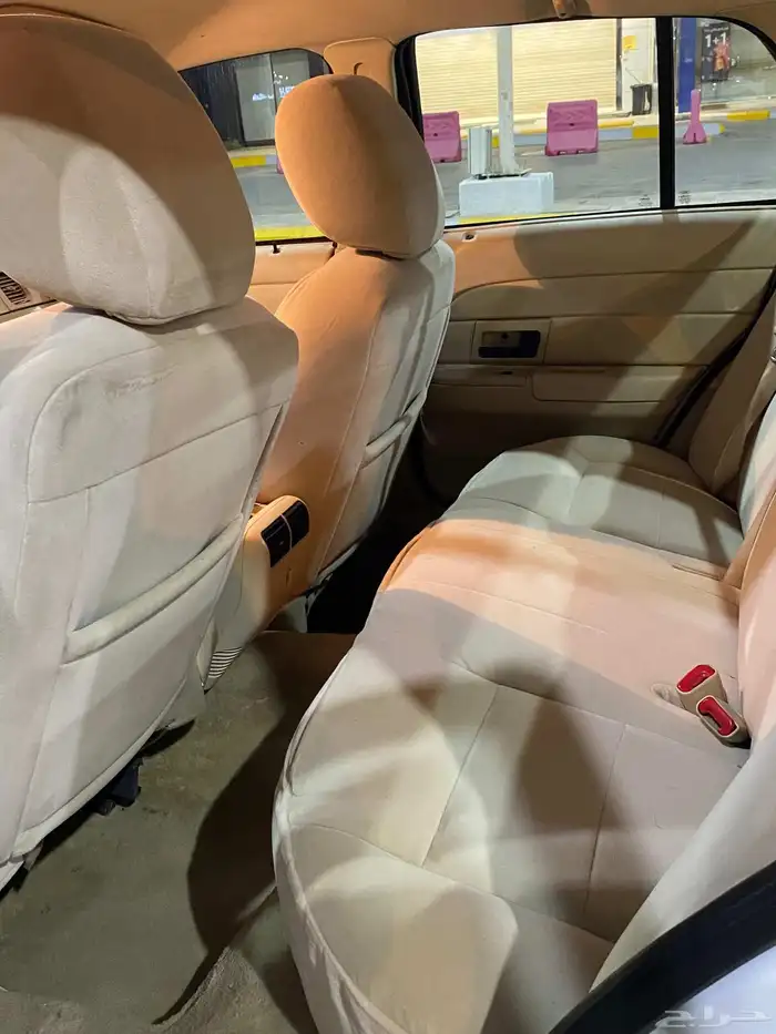 فورد فكتوريا بوليسي نظيف جدا 2011 11