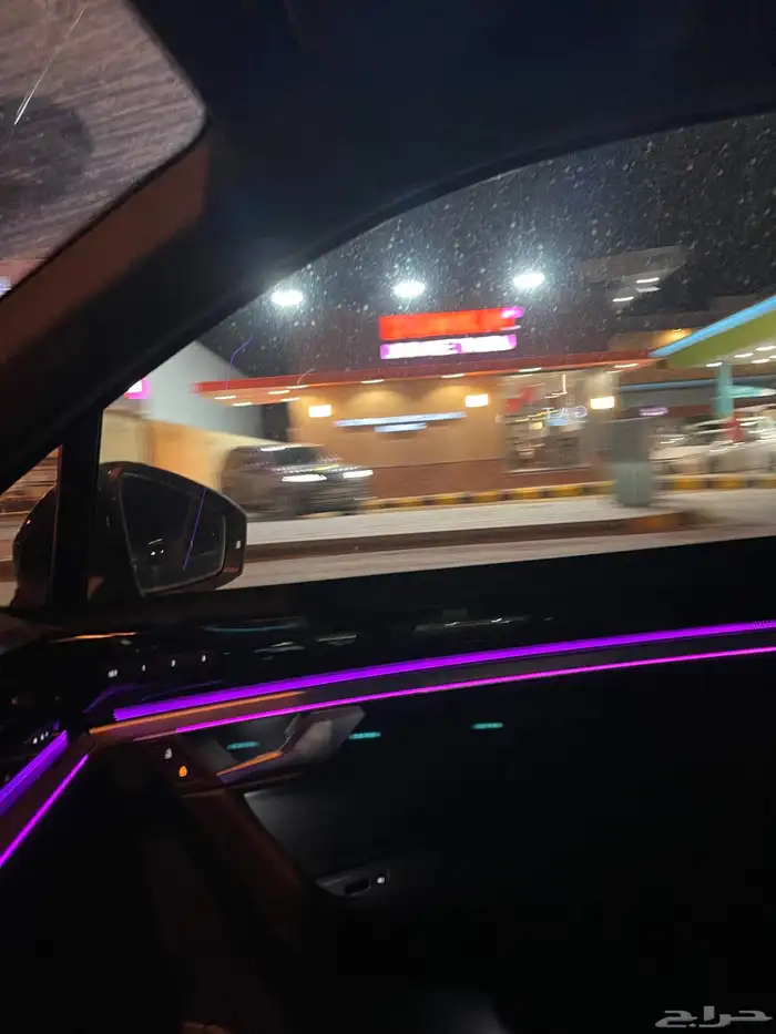 جيب طوارق فولكس واجن أسود R-line 2022 Touareg Volkswagen SUV 30