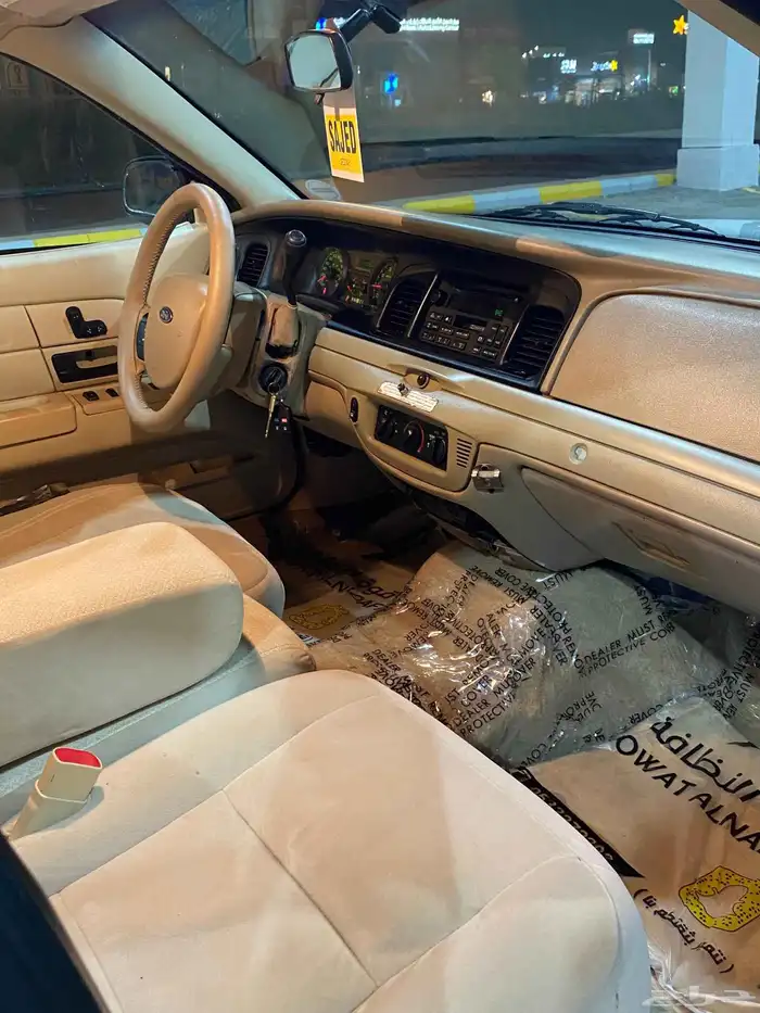 فورد فكتوريا بوليسي نظيف جدا 2011 8