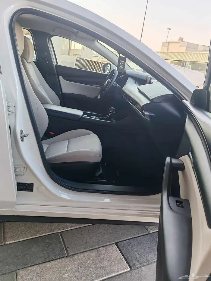 مازدا 3- موديل 2024 4