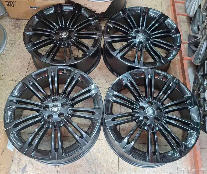 جنوط رنج روفر اوتوبيوجرافي بلاك ادشن مقاس 23 موديل 2025 اصلي 12