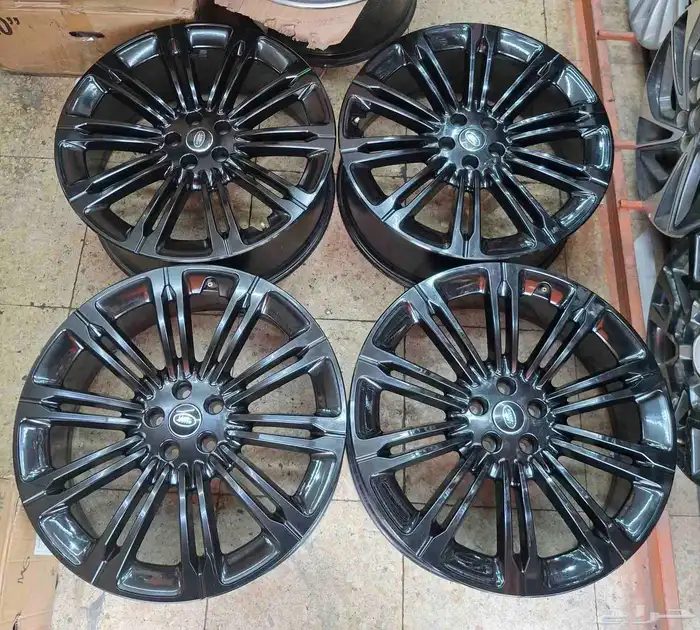 جنوط رنج روفر اوتوبيوجرافي بلاك ادشن مقاس 23 موديل 2025 اصلي 1