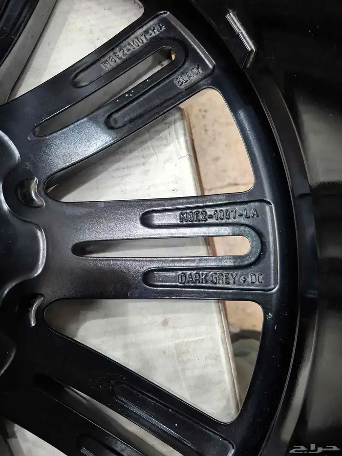 جنوط رنج روفر اوتوبيوجرافي بلاك ادشن مقاس 23 موديل 2025 اصلي 9