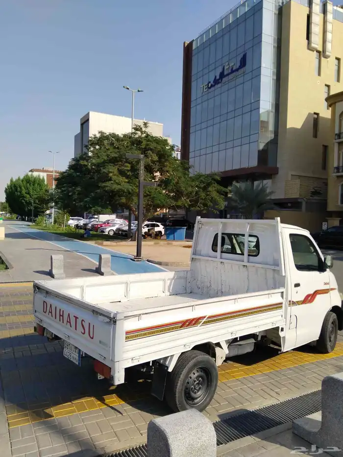 دباب ديهاتسو للإيجار 1