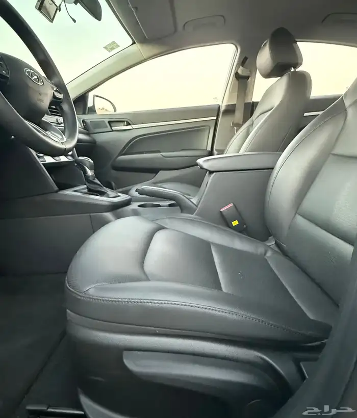 هونداي النترا 2020 ( بنزين ) شبه جديدة للبيع 13