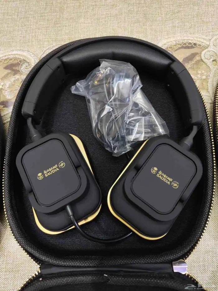 شنط الخطوط السعودية جديدة 0