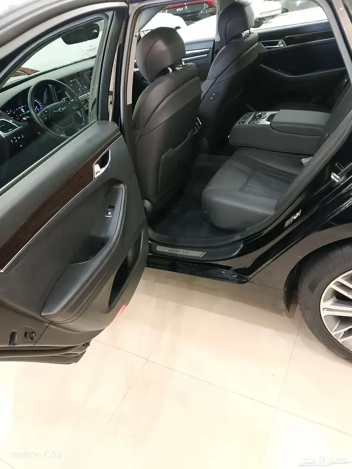 جينسيس 2020 6سلندر G80 11