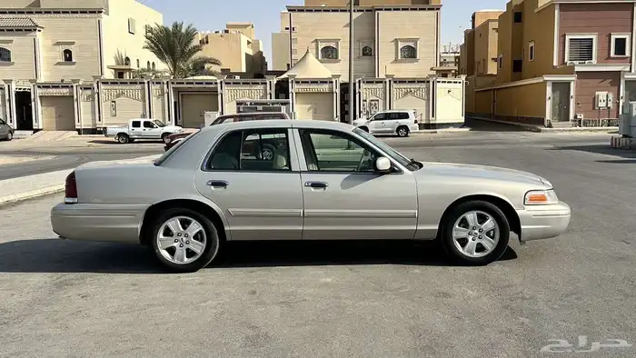 فورد فكتوريا 2009 بدي و محركات وكاله شرط 4