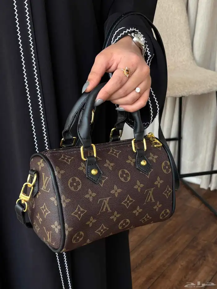 شنط ماركه جمله وتجزئه توصيل لجميع مناطق المملكه 1