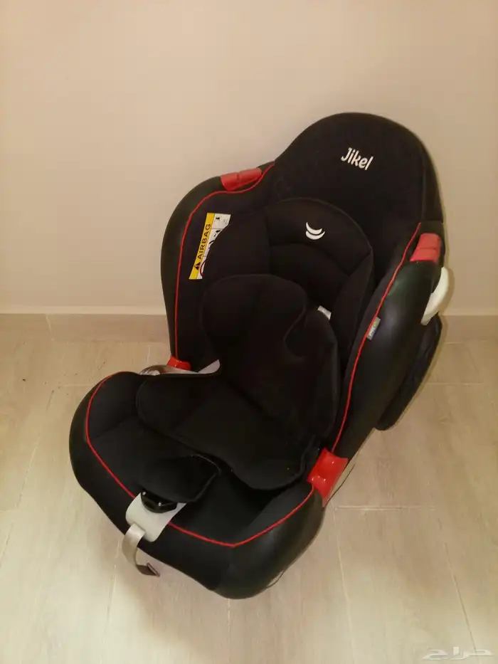 للبيع كرسي أطفال لسيارت ماركة jikel 0