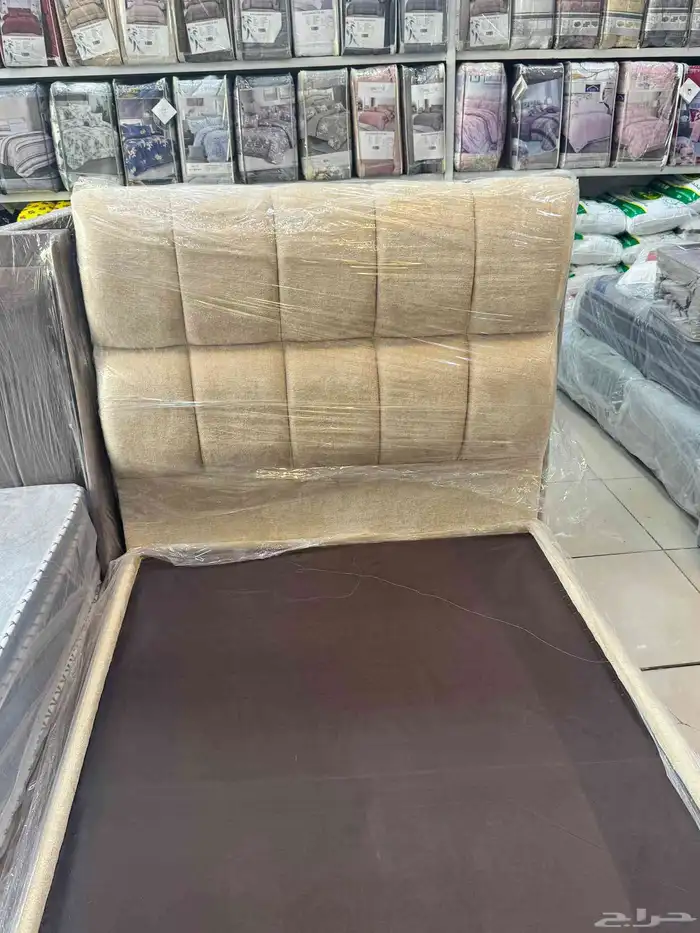 أس ر ة للبيع بحالة ممتازة 33