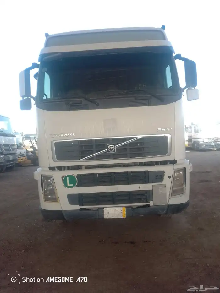 شاحنة مسكس فولفو 2004 ممشي 980 الف متوفرة بمعرض موتر الشرق 3