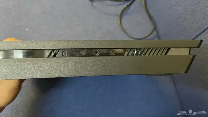 سوني 4 المساحه ون تيرا   ومعه شريط هدية   نضيف جدا 4