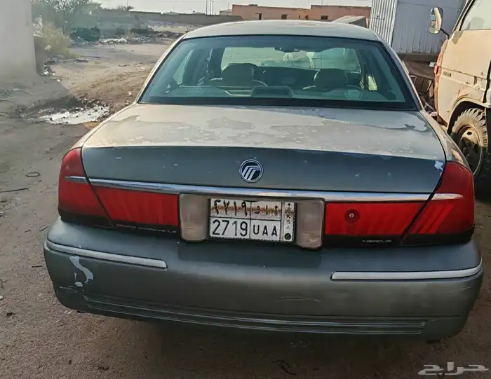 فورد جراند ماركير 2001 0