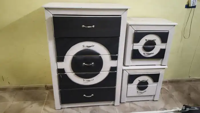 غرفة نوم كبيره للبيع على السوم 4