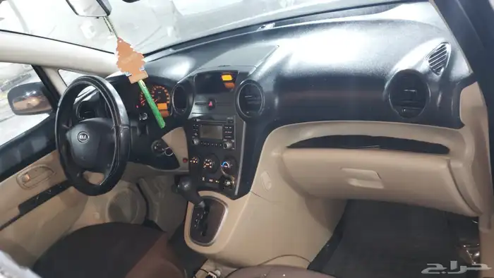 كيا كارينز 2009 7