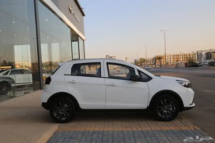 جيلي GX PRO 2025 نص فل ب 46575 بالضريبة 3