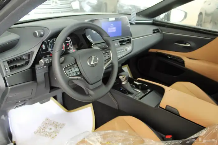 لكزس - ES250 AA - خليجي-2025-جناح-تشغيل عن بعد-ازياق جانبيه 12