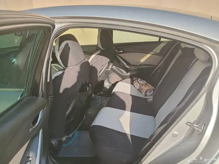 مازدا رمادي 5