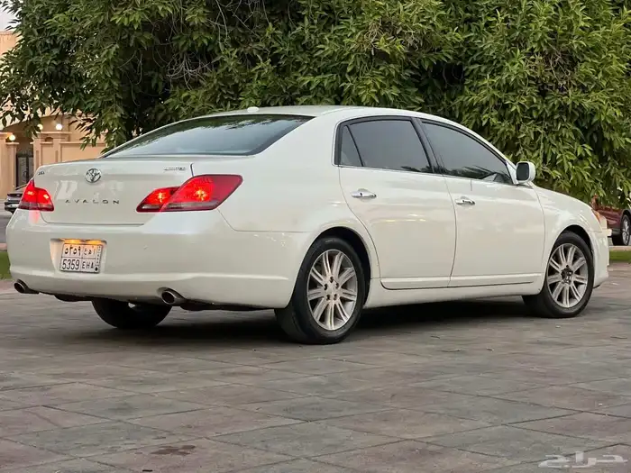 تويوتا افالون 2009 خليجي 4