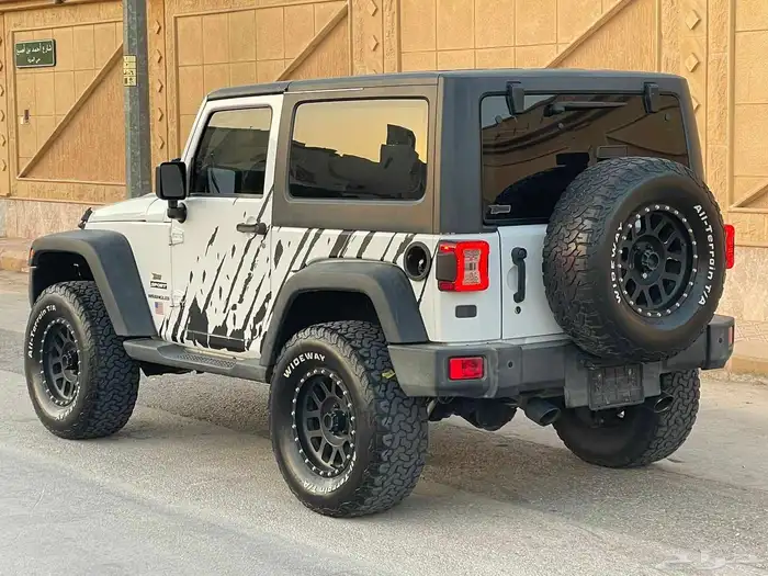 رانجلر سبورت 2015 قير عادي نظيف جدا 4